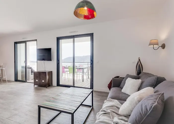 Chateau-10 By Interhome *