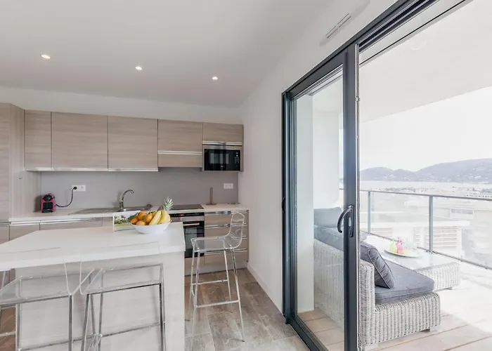 Apartamento Chateau-10 By Interhome